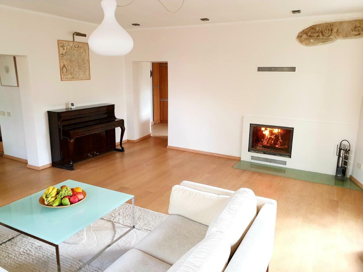 Exceptional Uzupis Bridge 3 Bedroom Apartment Vilnius Exteriér fotografie